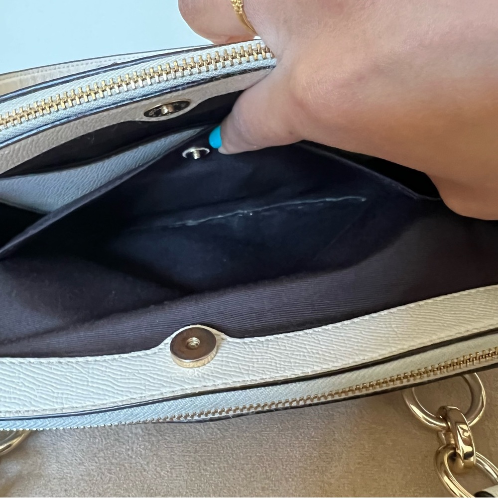 COACH NEW YORK Crossbody and Shoulder Bag with Gold Hardware- Cream Color - Picture 8 of 9